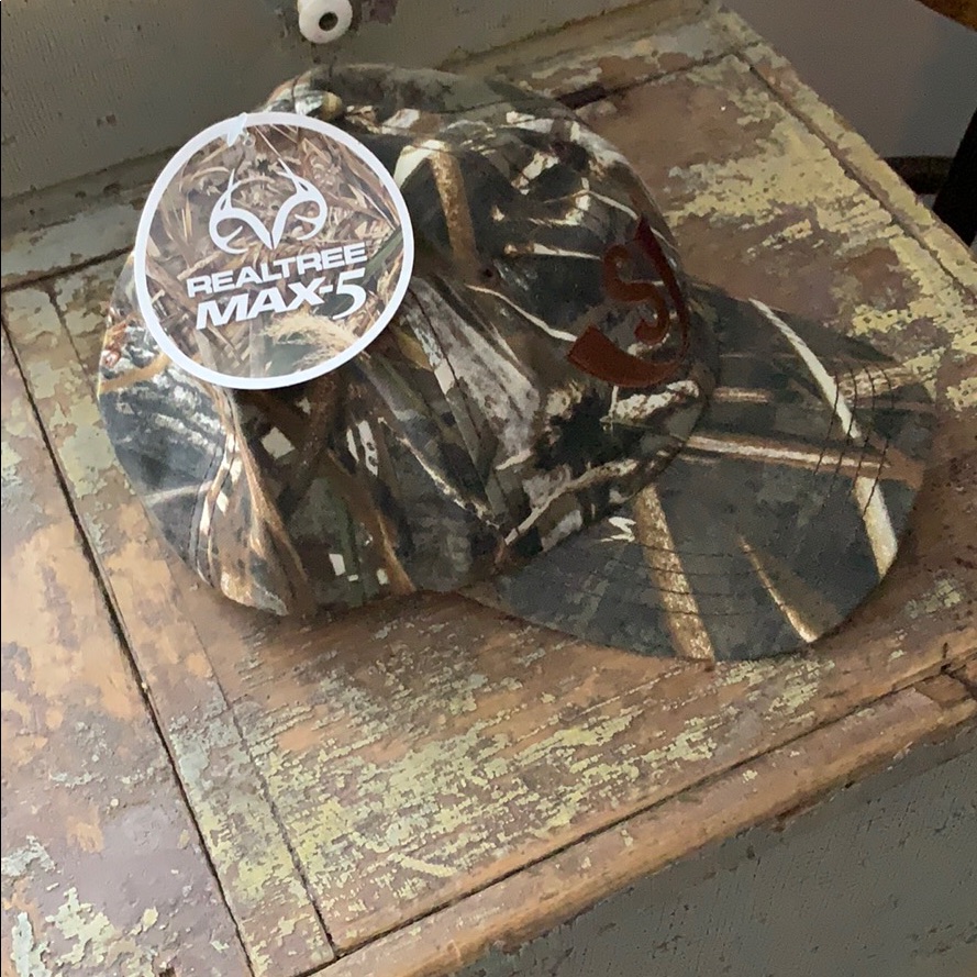 Real Tree Cap